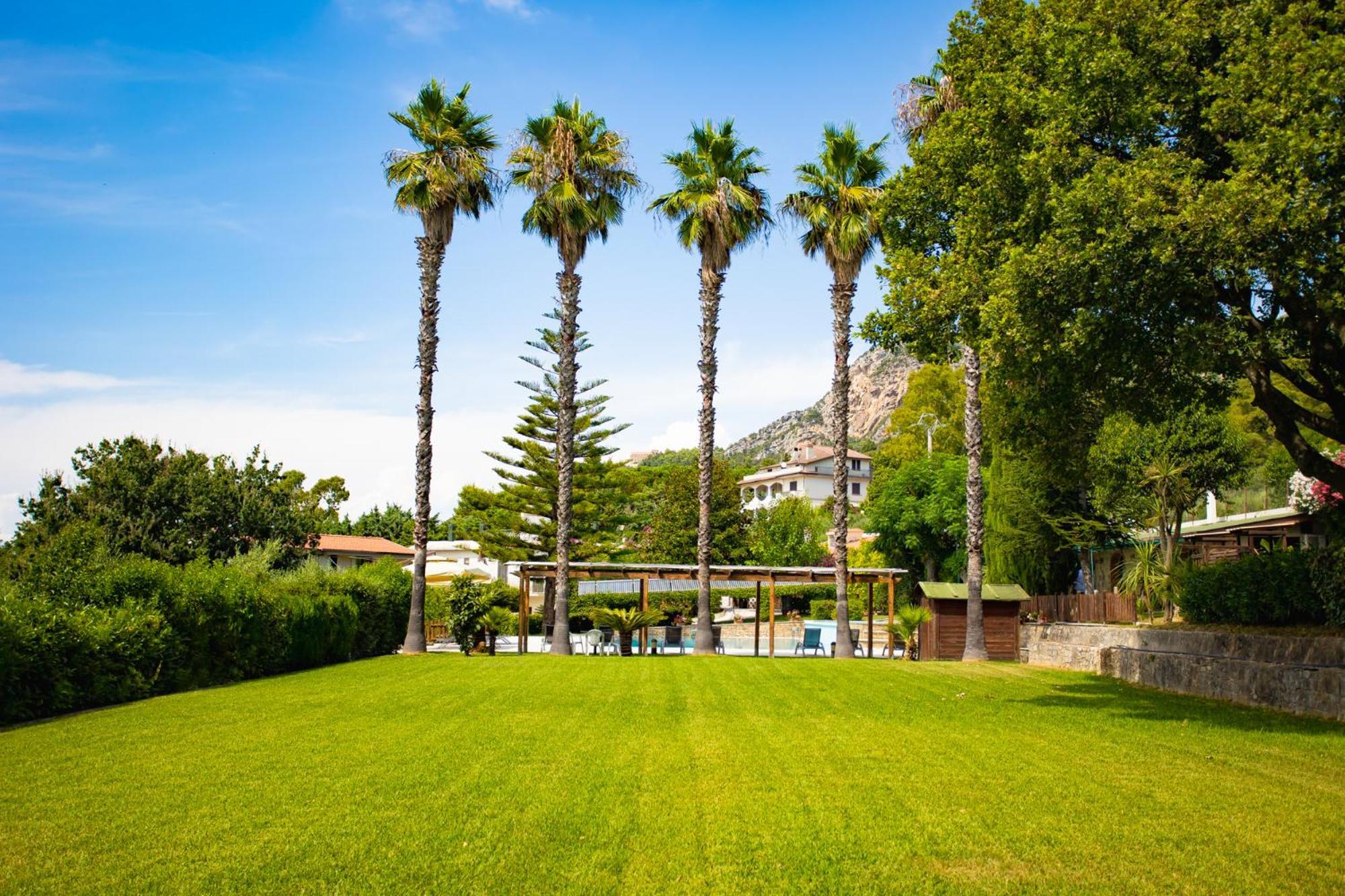 Residenza Giancesare Family Apartments Paestum Exterior foto